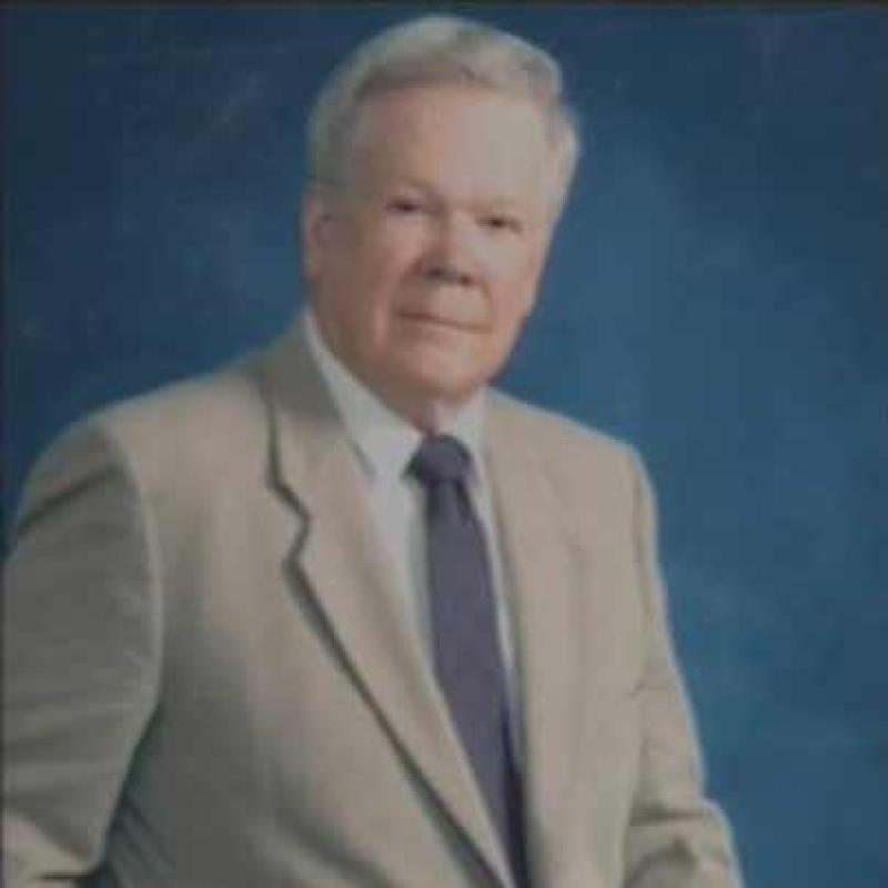 Robert T Hoover